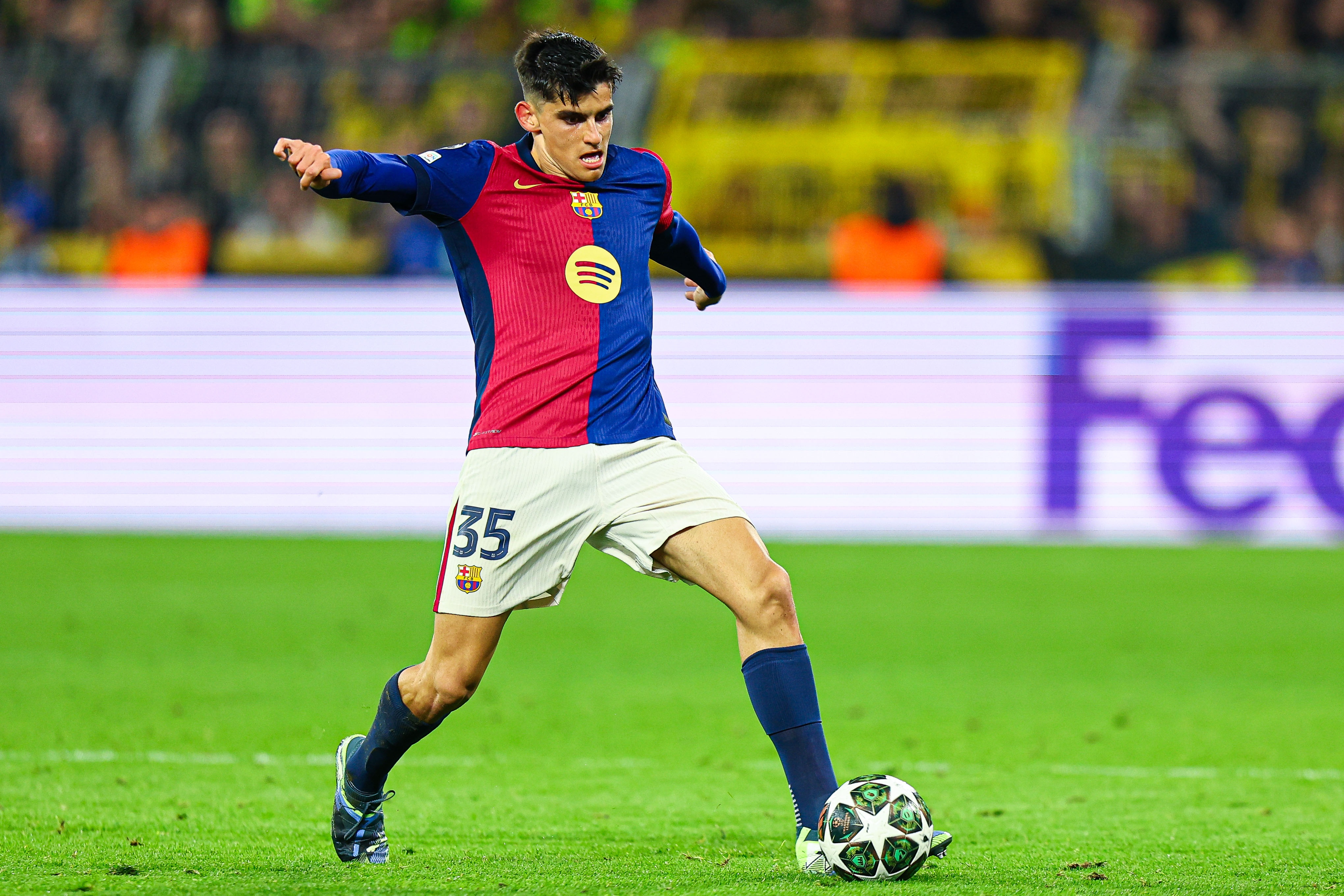 九游体育怎么注册-马卡:巴萨优先考虑注册什琴斯尼与杰拉德-马丁